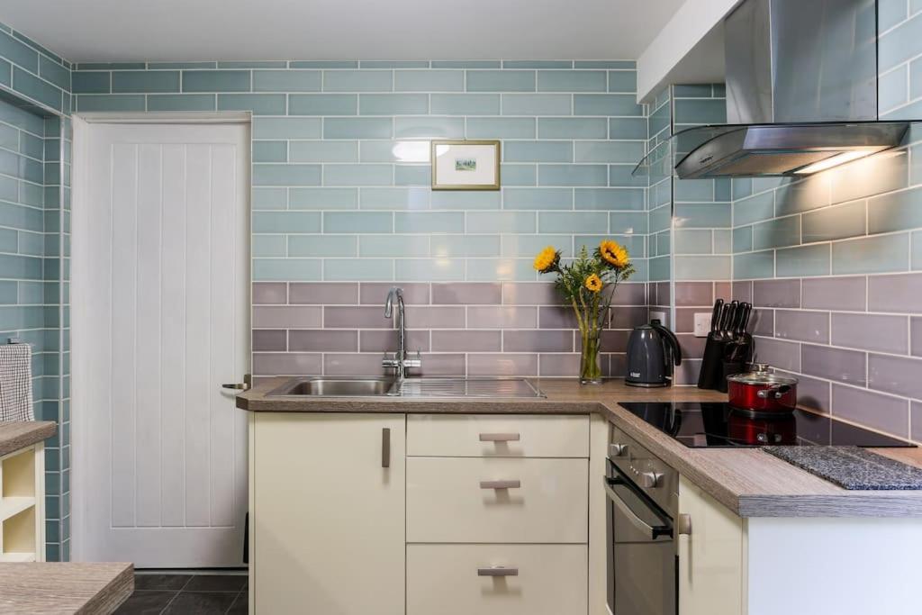 Truro Apartment In A Stunning Quiet Location Zewnętrze zdjęcie
